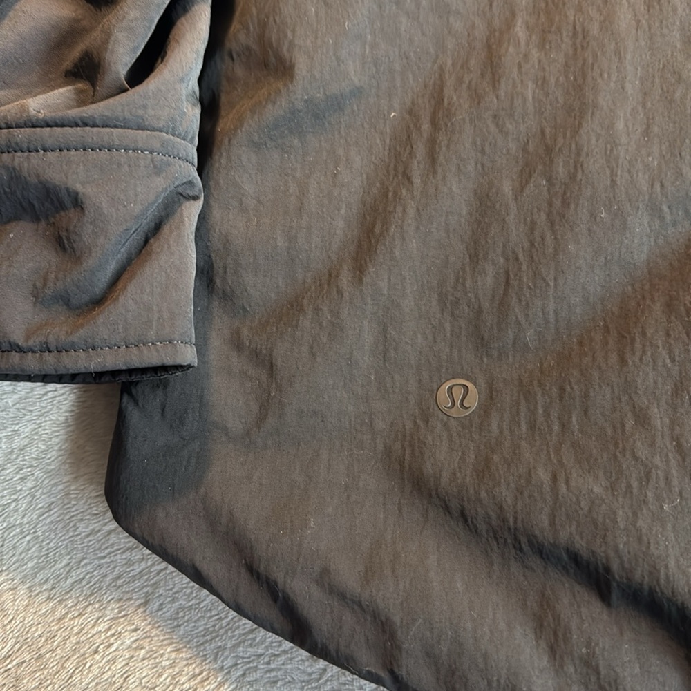 Lululemon Lightweight Insulated Shirt Jacket - Picture 11 of 16